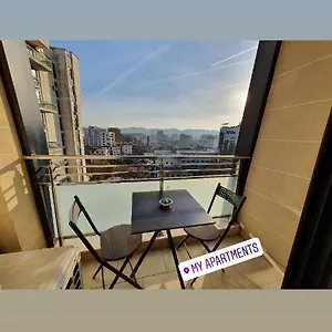 cozy-apartment-at-center-of-tirana.albaniahotels.org/