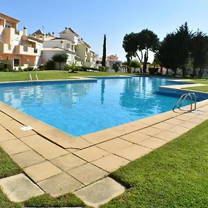 fantastic-apartment-near-to-beach-and-amenities.hotelaalgarve.com/