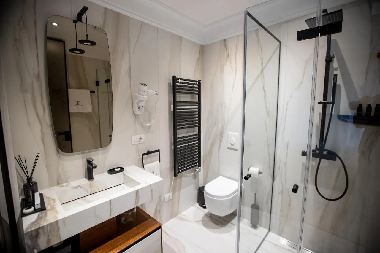 Seven Luxury Suites Tirana Appartement