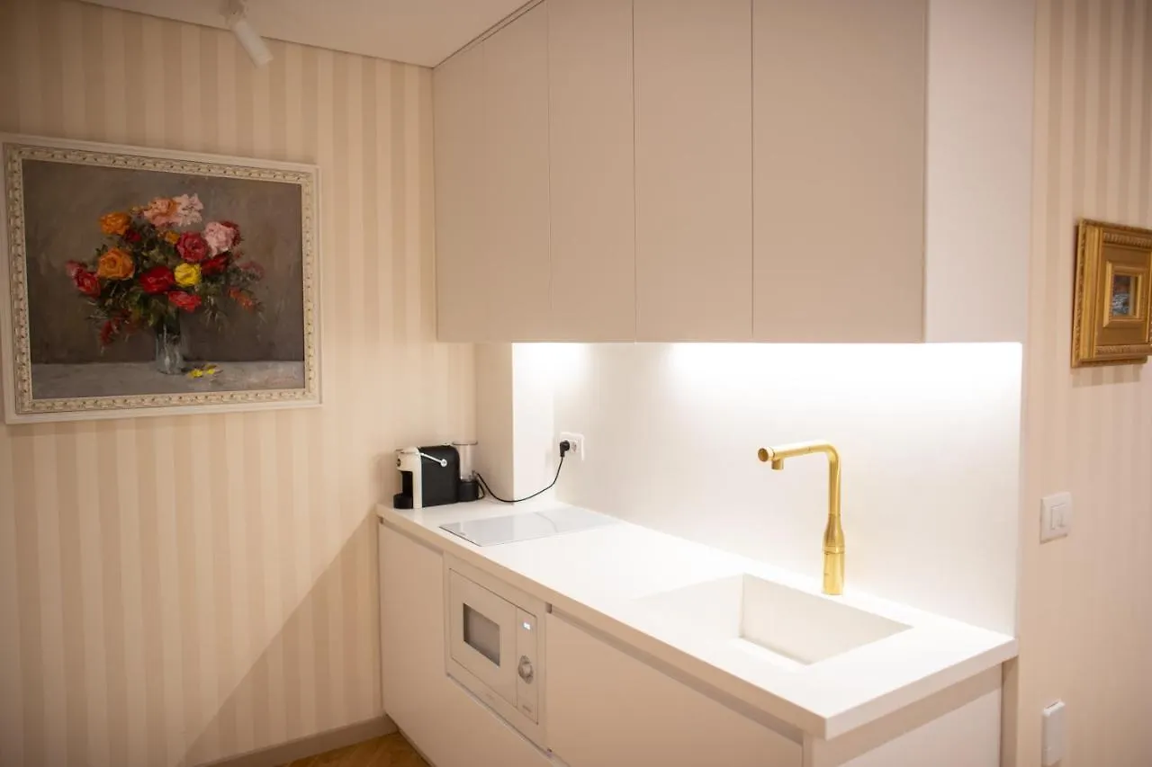 Seven Luxury Suites Tirana Appartement