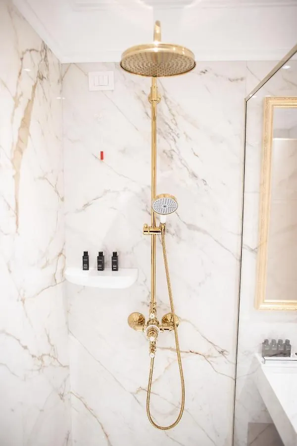 Seven Luxury Suites Tirana